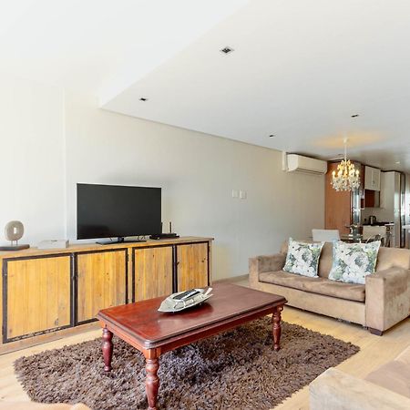 Harbouredge Suites Cape Town Exterior photo