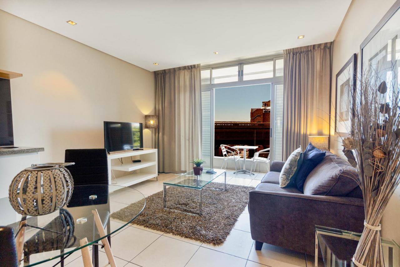Harbouredge Suites Cape Town Exterior photo