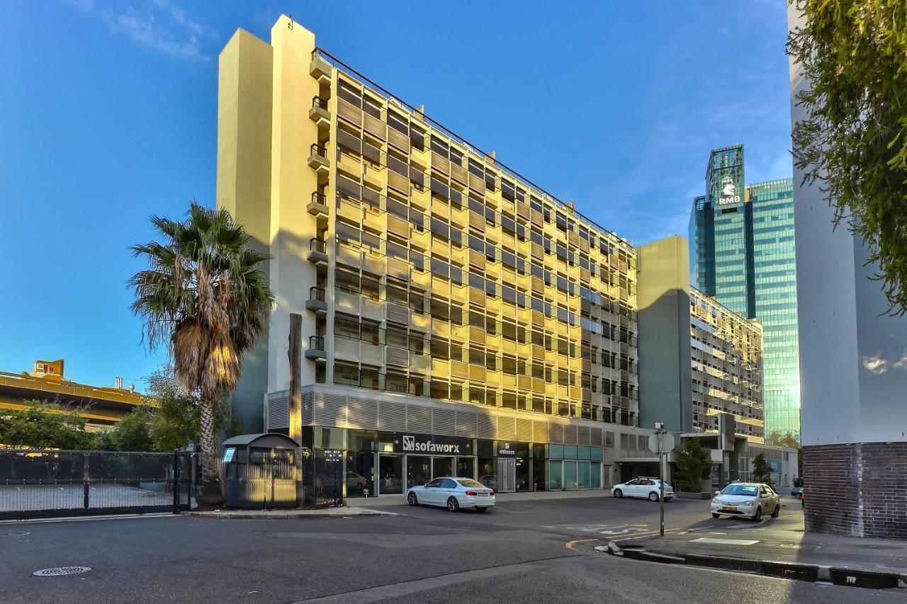 Harbouredge Suites Cape Town Exterior photo