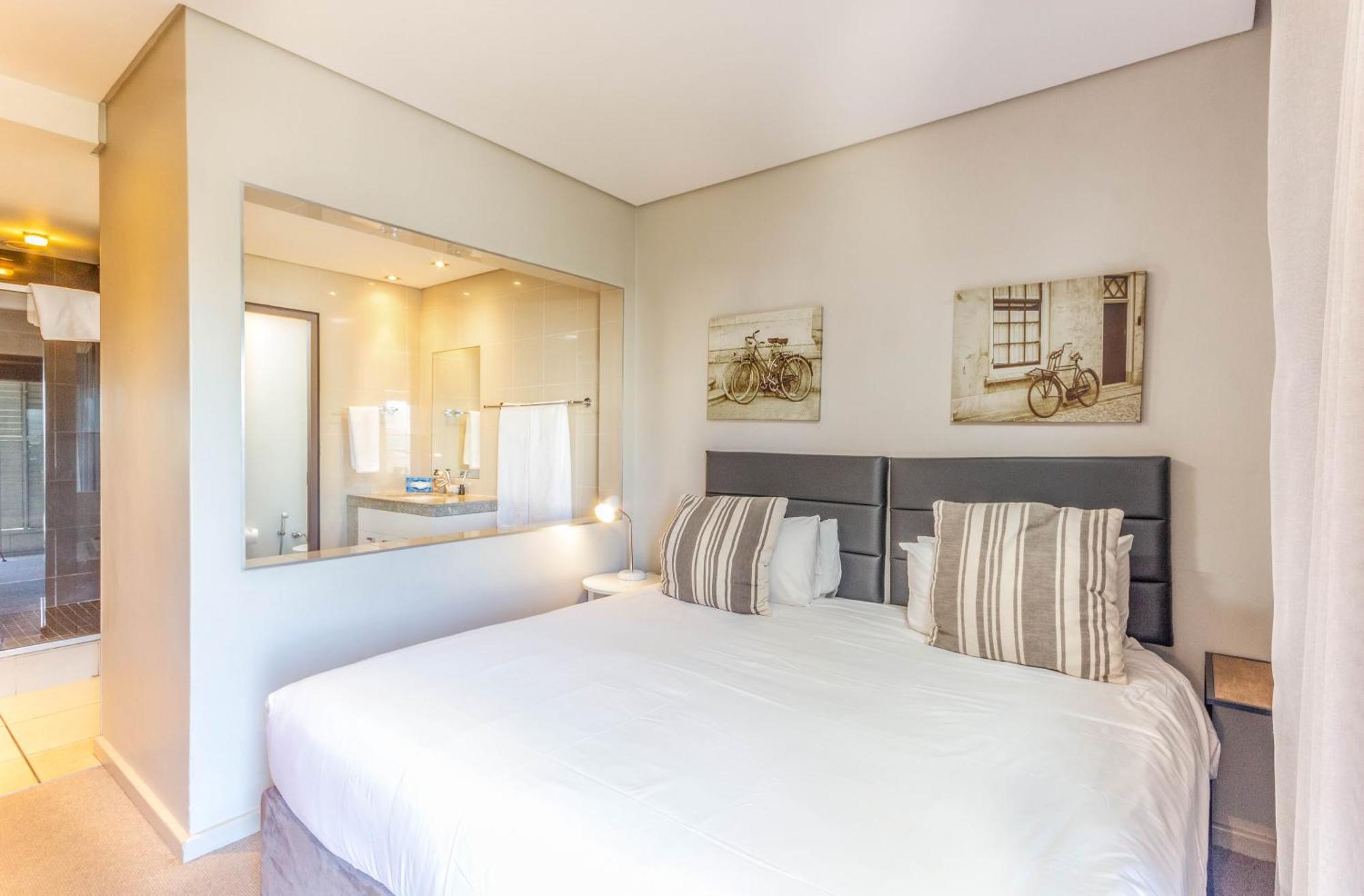 Harbouredge Suites Cape Town Exterior photo