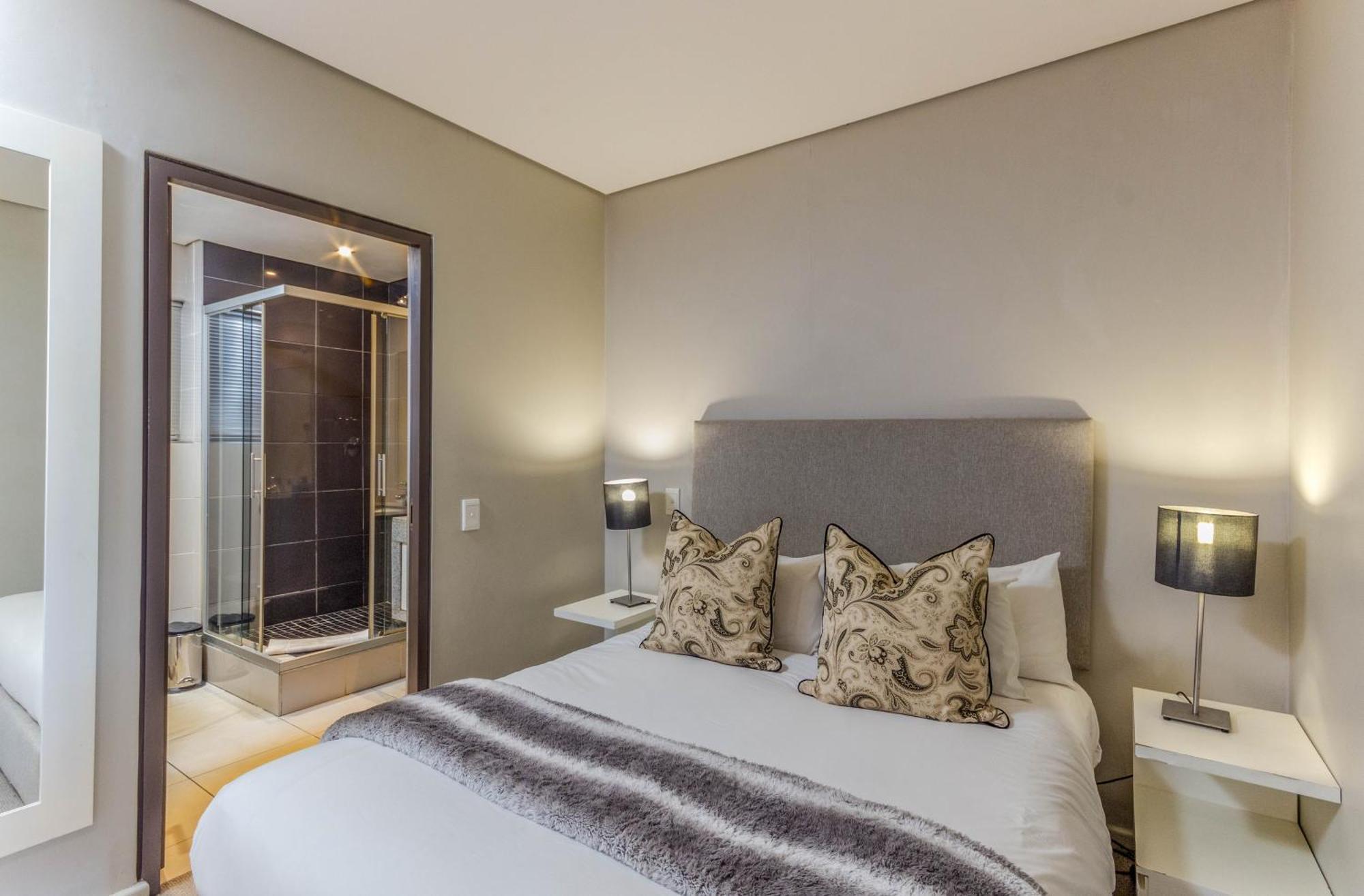 Harbouredge Suites Cape Town Exterior photo